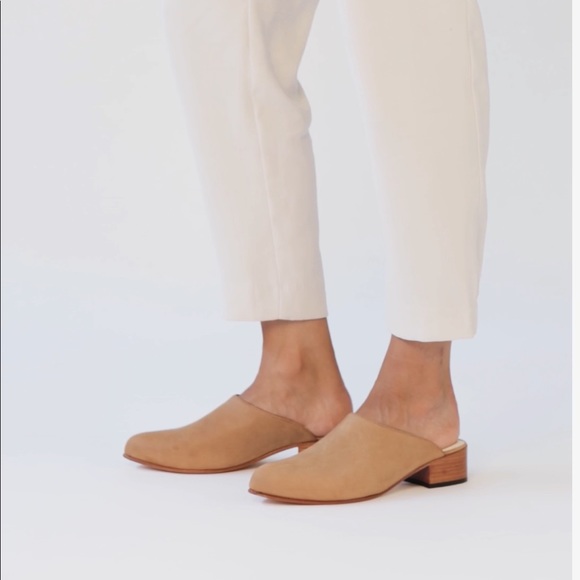 Nisolo Shoes - Nisolo Mariella Mules (Sand)